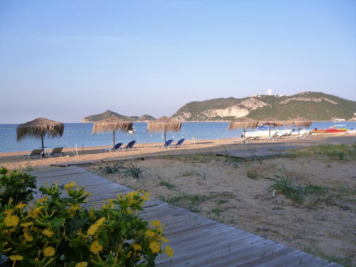 Giannis Apartment Agios Georgios Pagon Exterior photo