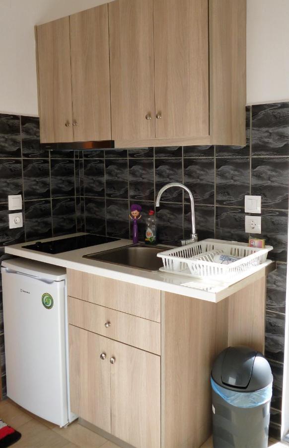 Giannis Apartment Agios Georgios Pagon Exterior photo